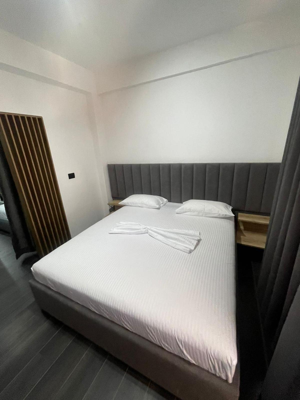 Aries Apartments Saranda Dış mekan fotoğraf